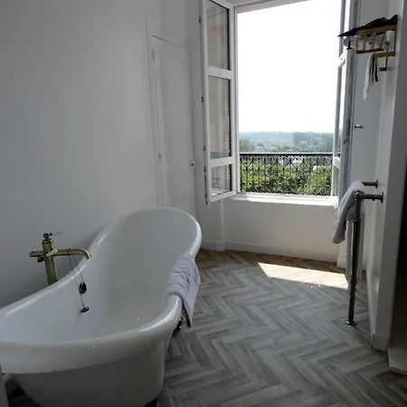 Chateau Les Hauts Cocteau Vue Panoramique Sur Le Mont St Michel Holiday home *